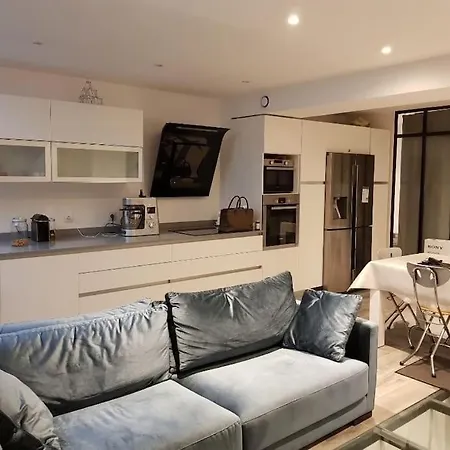 Апартаменты Superb Loft 200m2 8 Personnes Champs Elysees *