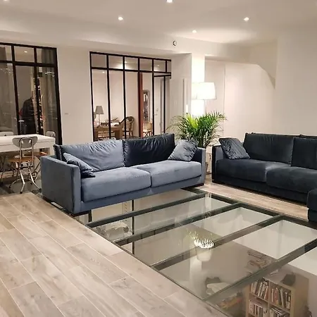 Апартаменты Superb Loft 200m2 8 Personnes Champs Elysees Париж