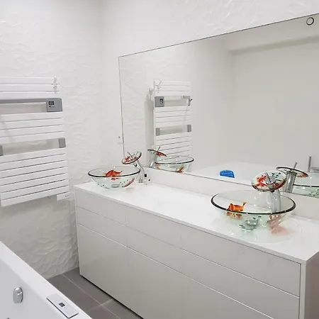 Superb Loft 200m2 8 Personnes Champs Elysees Апартаменты *